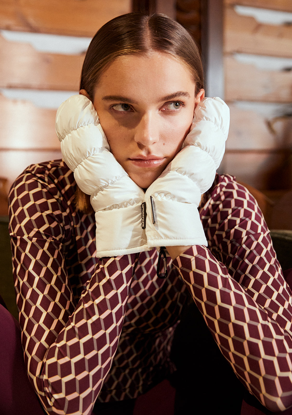 Beanies, Scarves and Gloves Women