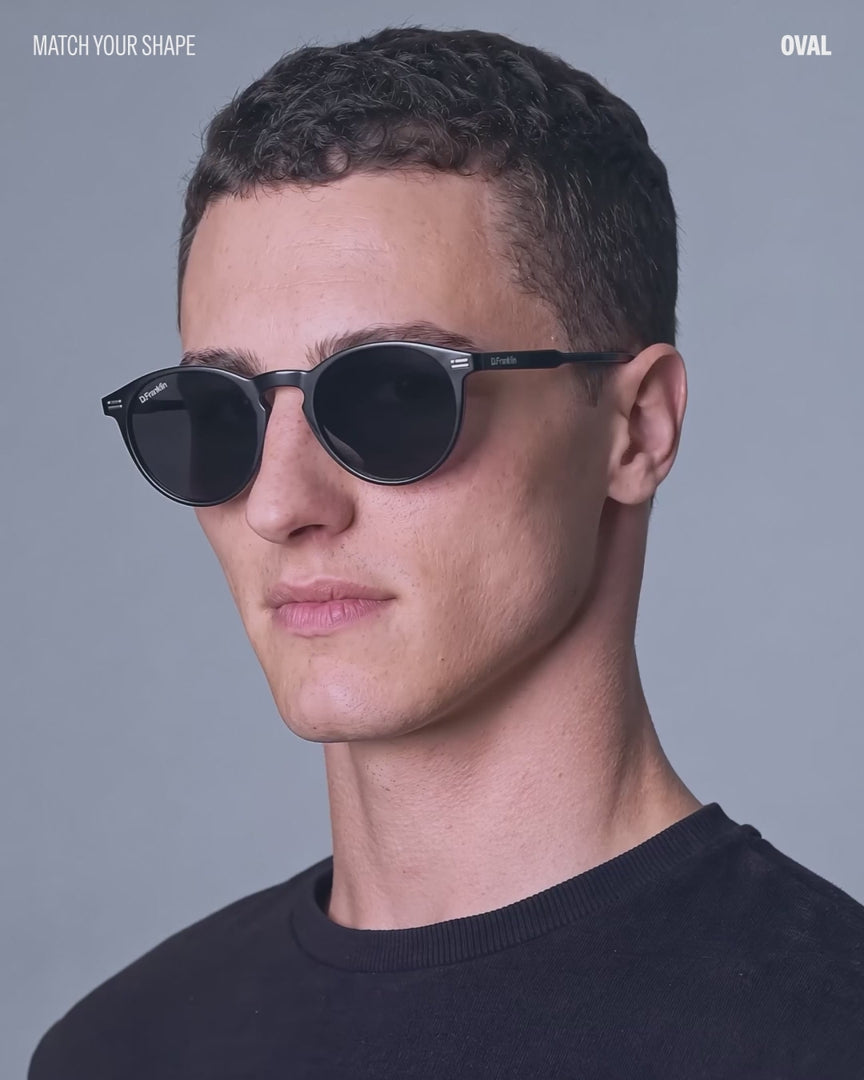 Učitaj video: 